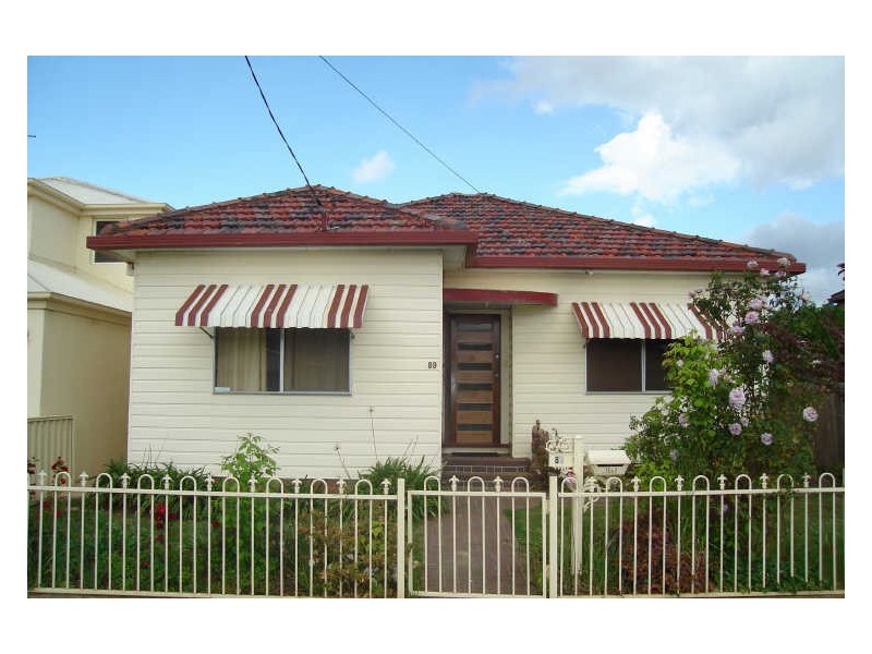 89 Rifle Parade, Lithgow NSW 2790