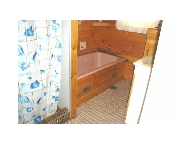 64 Hassans Walls Road, Lithgow NSW 2790