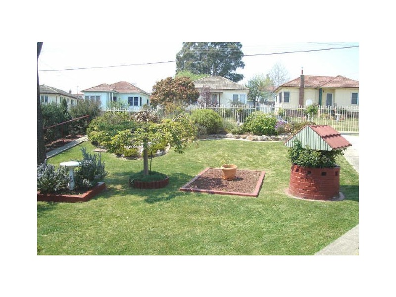 11 Landa Street, Lithgow NSW 2790