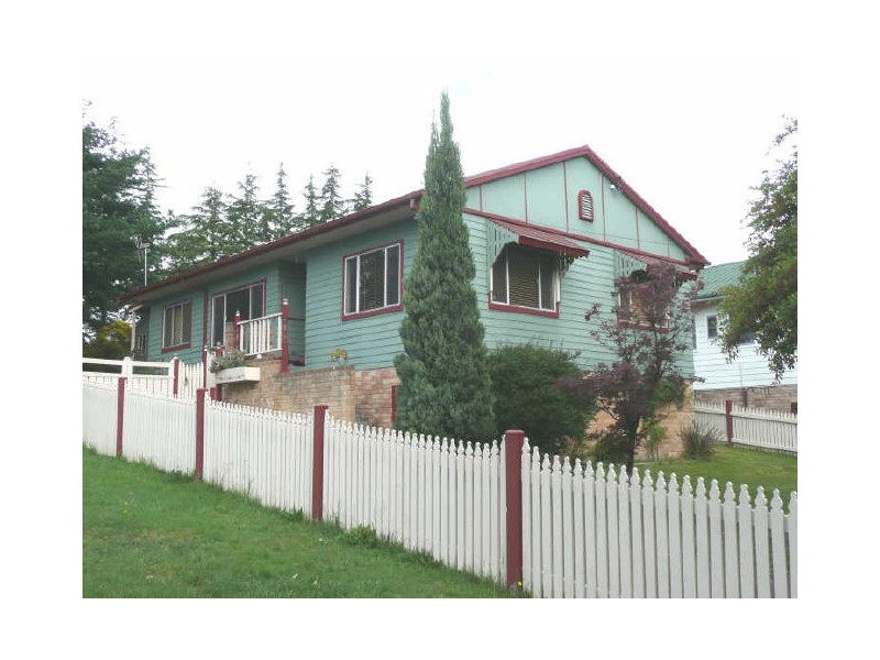 9 Andrew Street, Lithgow NSW 2790