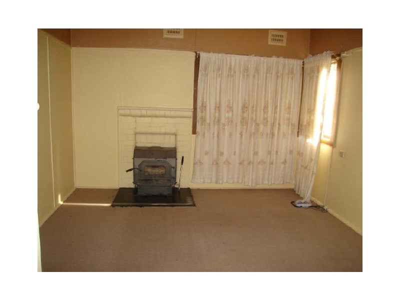 18 Fourth Street, Lithgow NSW 2790