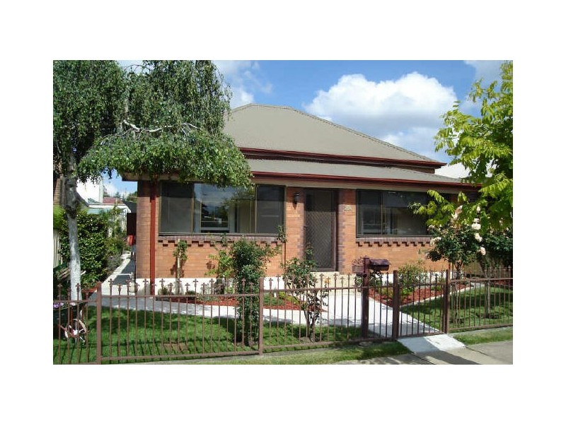 87 Calero Street, Lithgow NSW 2790