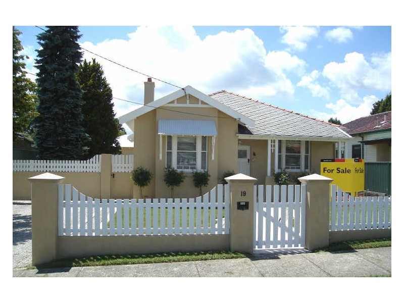19 Malvern Street, Lithgow NSW 2790