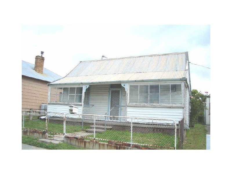 11 Williwa Street, Portland NSW 2847