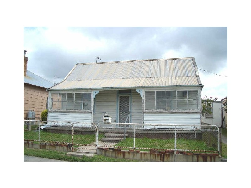 11 Williwa Street, Portland NSW 2847