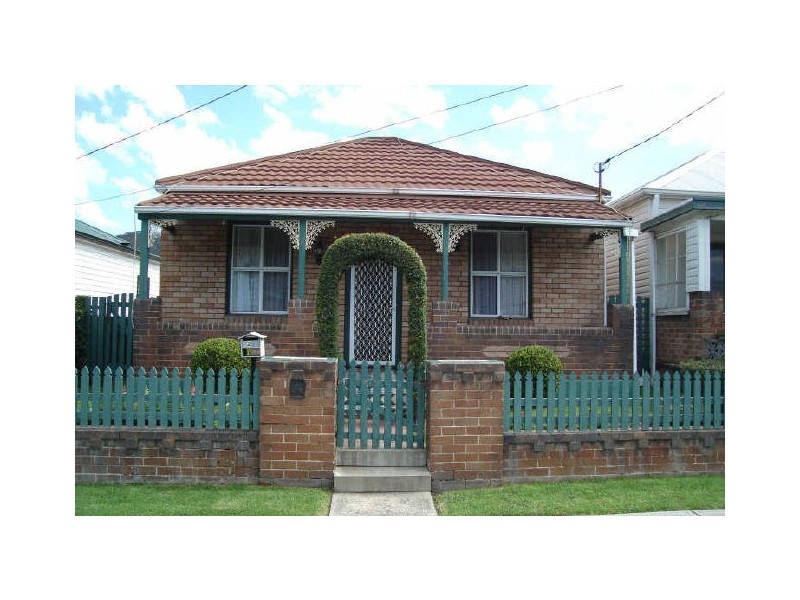 21 Read Avenue, Lithgow NSW 2790