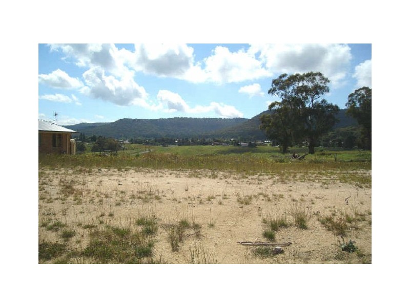 Lot 407 Robertson Street, Bowenfels NSW 2790