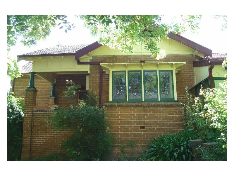 17 Pau Street, Lithgow NSW 2790