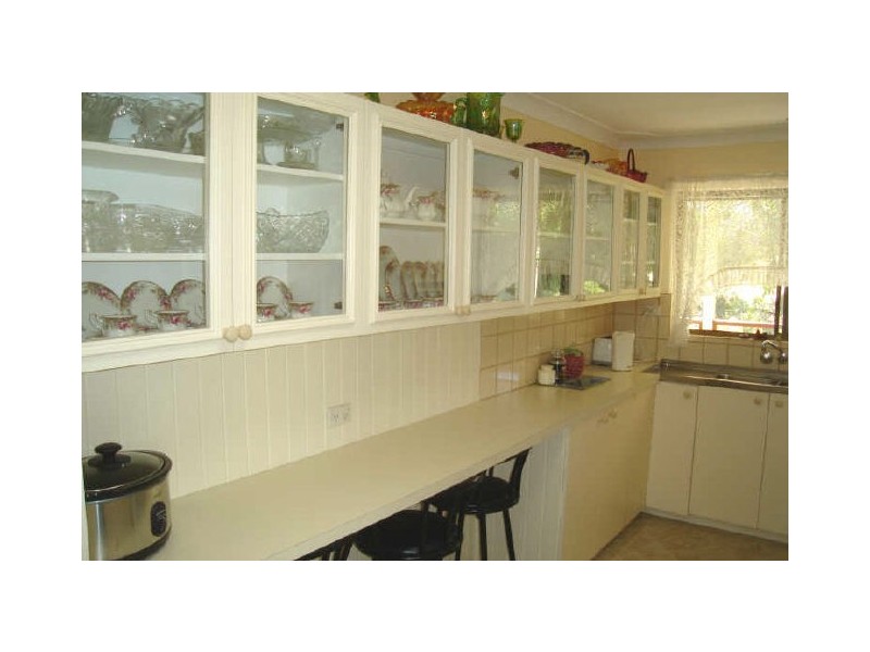 6 Thompson Street, Portland NSW 2847