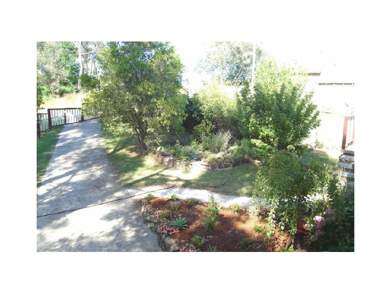6 Thompson Street, Portland NSW 2847