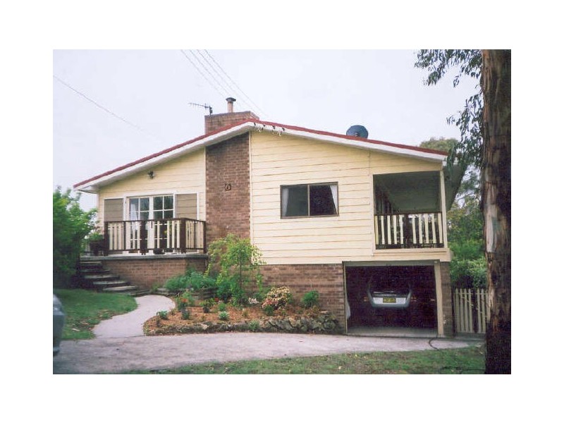 6 Thompson Street, Portland NSW 2847