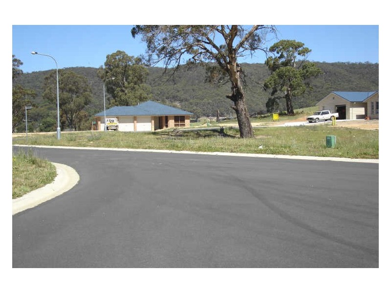 Lot 415 Fitzpatrick Place, Bowenfels NSW 2790