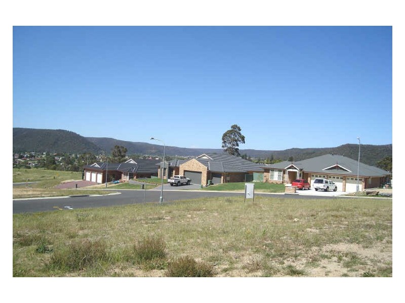 Lot 415 Fitzpatrick Place, Bowenfels NSW 2790