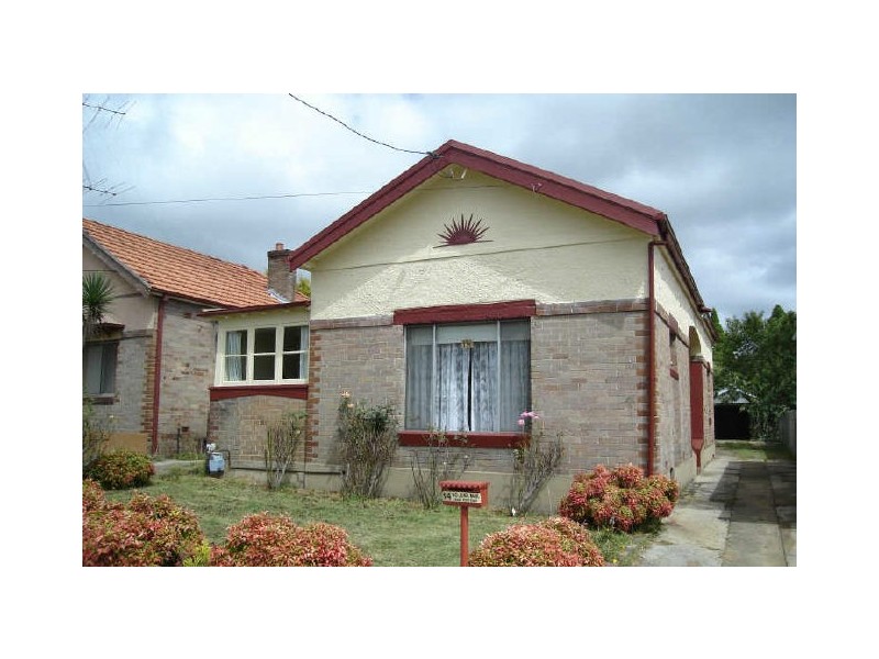 14 Academy Street, Lithgow NSW 2790