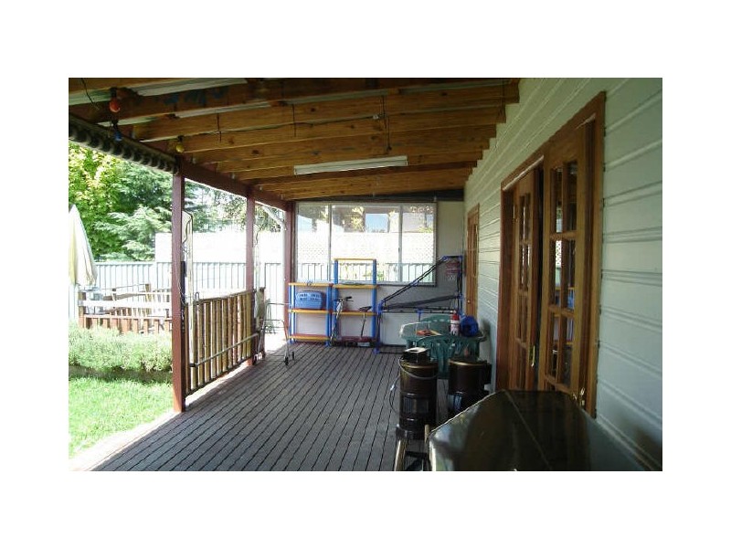 10 Commens Street, Wallerawang NSW 2845