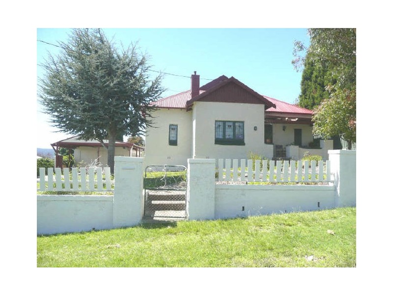 10 Commens Street, Wallerawang NSW 2845