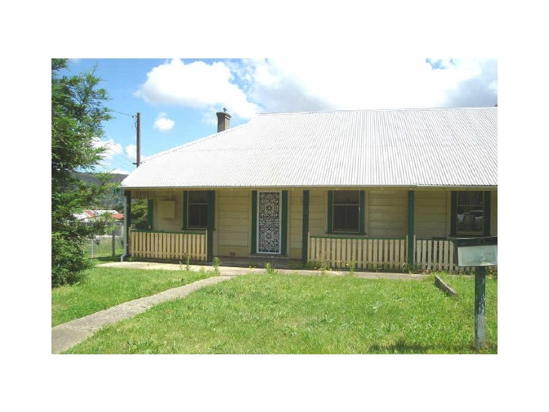 16 Whitton Street, Lithgow NSW 2790
