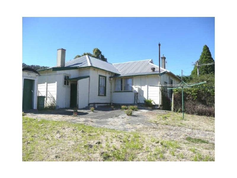 16 Whitton Street, Lithgow NSW 2790