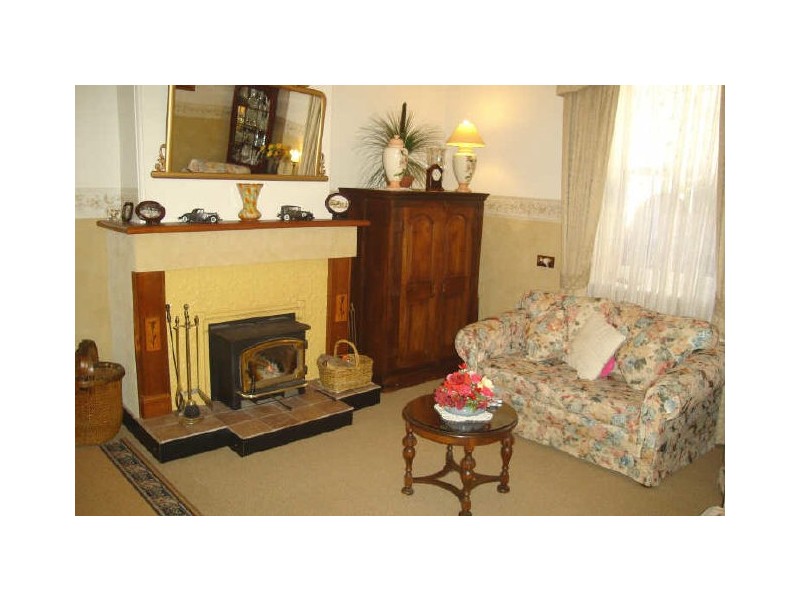 69 Inch Street, Lithgow NSW 2790