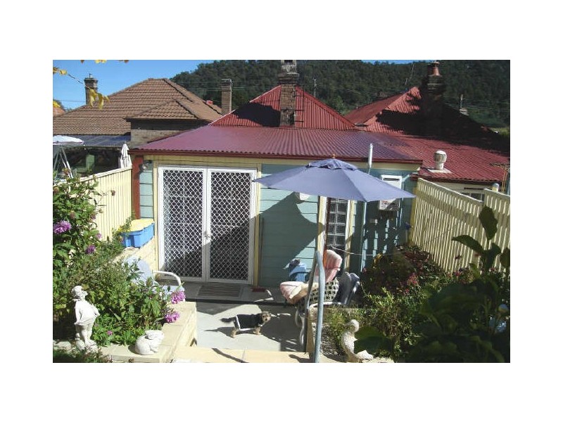 69 Inch Street, Lithgow NSW 2790
