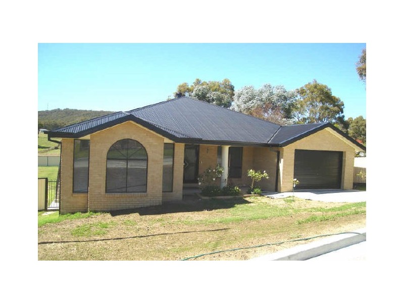 11 Purchas Street, Portland NSW 2847