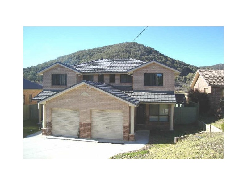 33B Fullagar Avenue, Lithgow NSW 2790