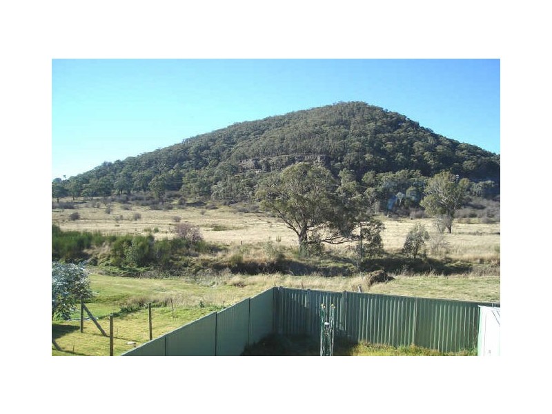 33B Fullagar Avenue, Lithgow NSW 2790