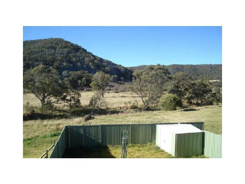 33B Fullagar Avenue, Lithgow NSW 2790