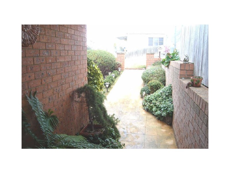 8 Firth Street, Portland NSW 2847
