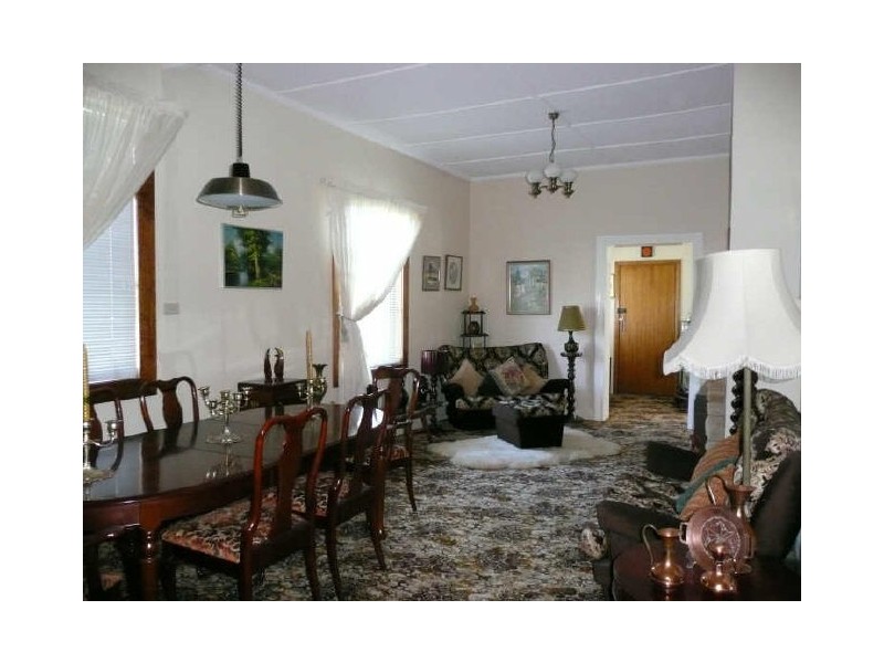 10 The Circle, Lithgow NSW 2790