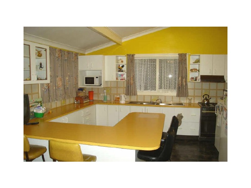 30 Maple Crescent, Lithgow NSW 2790