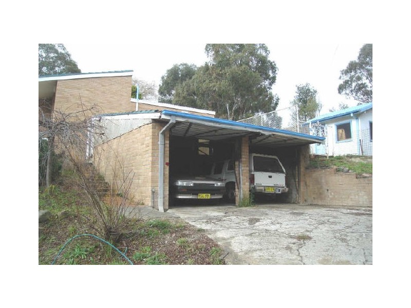 30 Maple Crescent, Lithgow NSW 2790