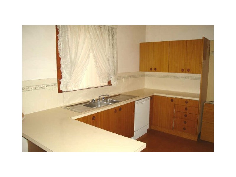 24 Clwydd Street, Lithgow NSW 2790