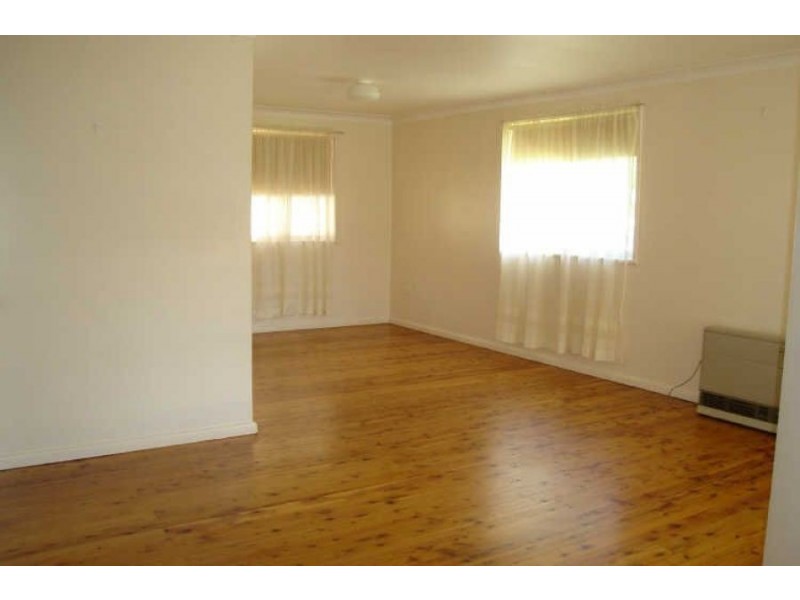 31 Amiens Street, Lithgow NSW 2790