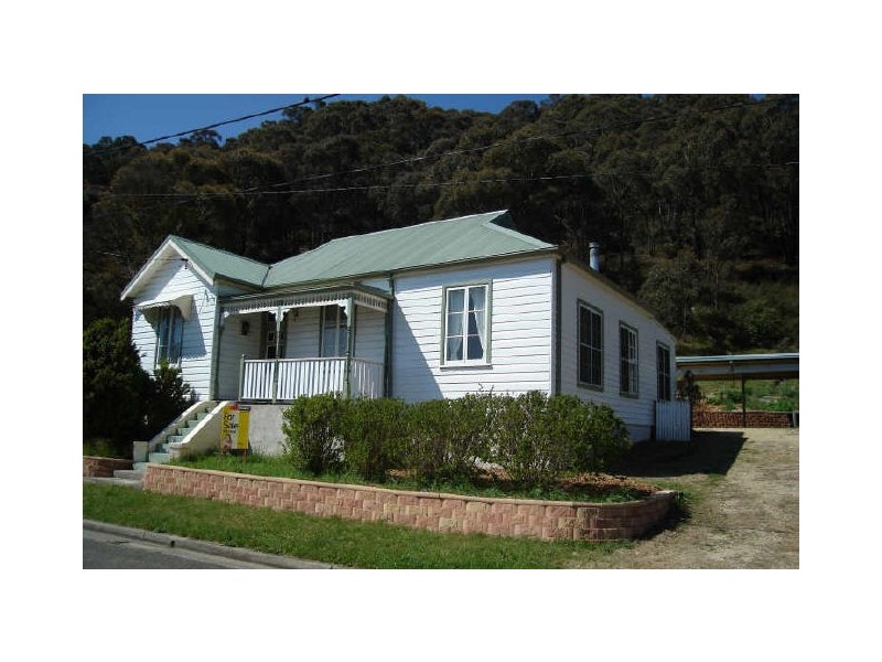 35 Ramsay Street, Lithgow NSW 2790