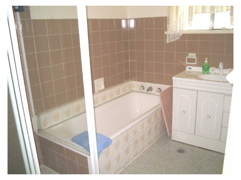 34 Maple Crescent, Lithgow NSW 2790