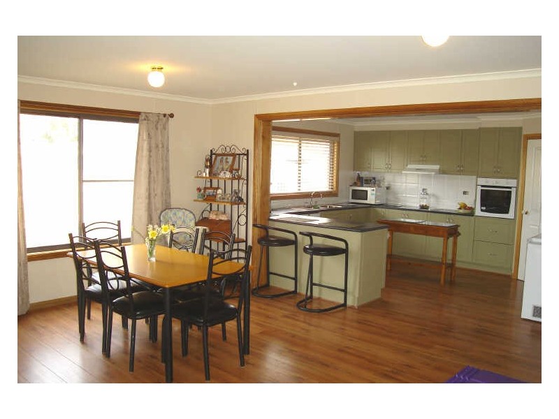 21 Gemalong Close, Marrangaroo NSW 2790