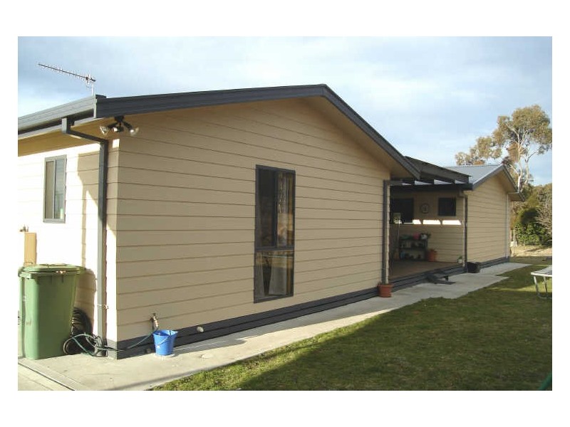 21 Gemalong Close, Marrangaroo NSW 2790