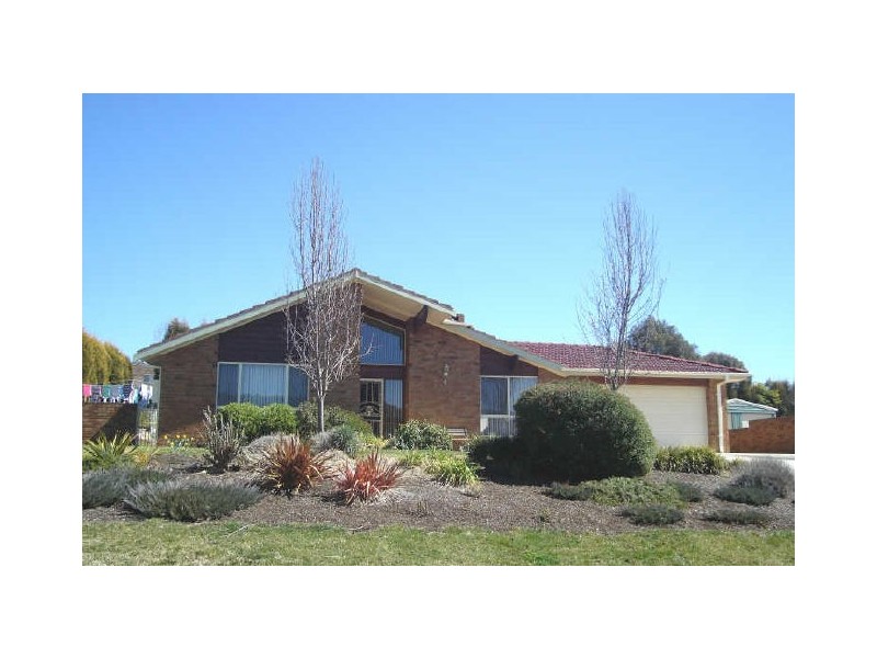 6 Pimpala Street, Marrangaroo NSW 2790