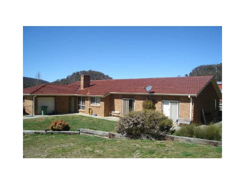 6 Pimpala Street, Marrangaroo NSW 2790