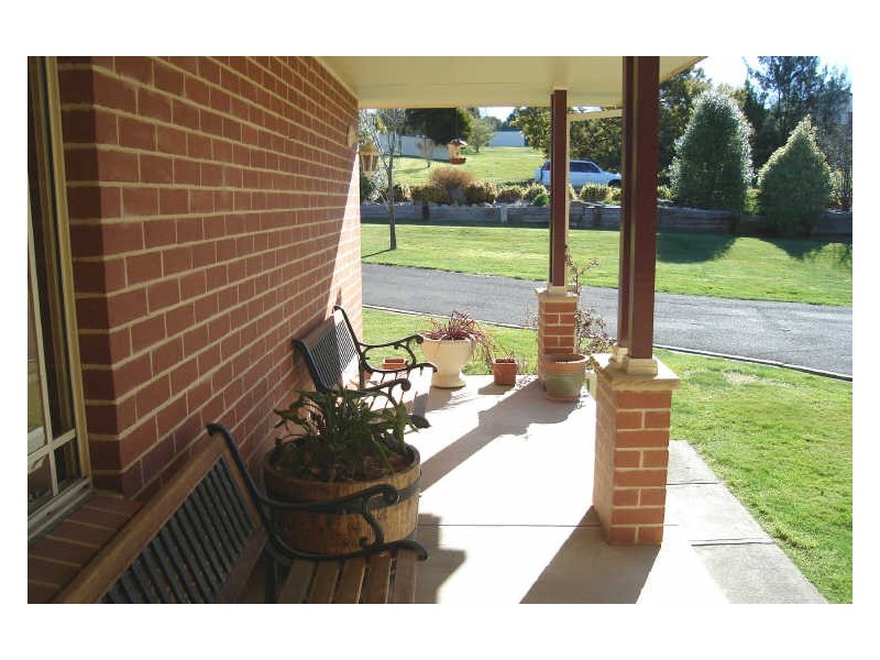 13 Pimpala Street, Marrangaroo NSW 2790