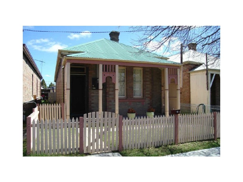 26 Laurence Street, Lithgow NSW 2790