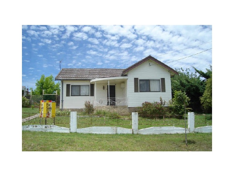 33 Cripps Avenue, Wallerawang NSW 2845