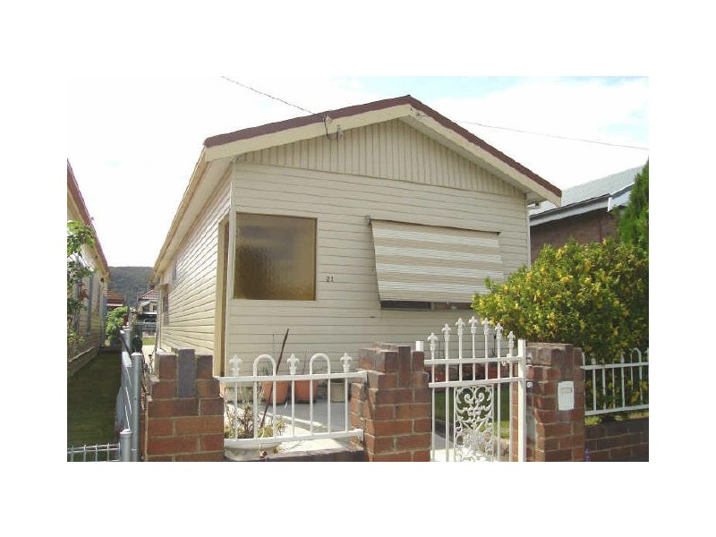 21 Laurence Street, Lithgow NSW 2790