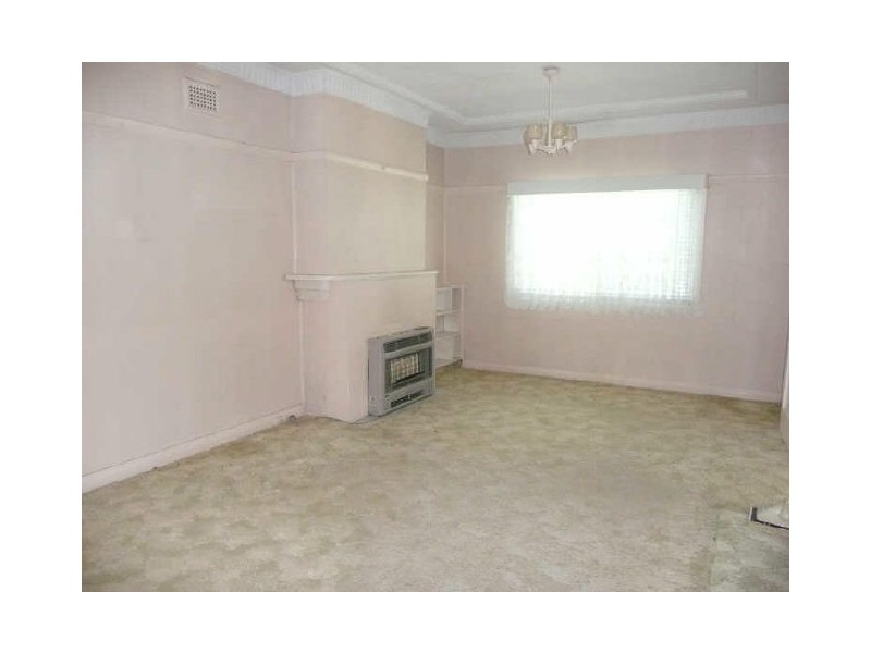 25 Rifle Parade, Lithgow NSW 2790