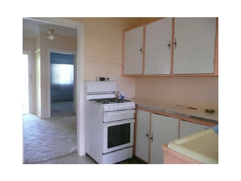 25 Rifle Parade, Lithgow NSW 2790