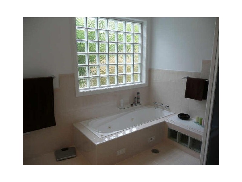 18 Pimpala Street, Marrangaroo NSW 2790