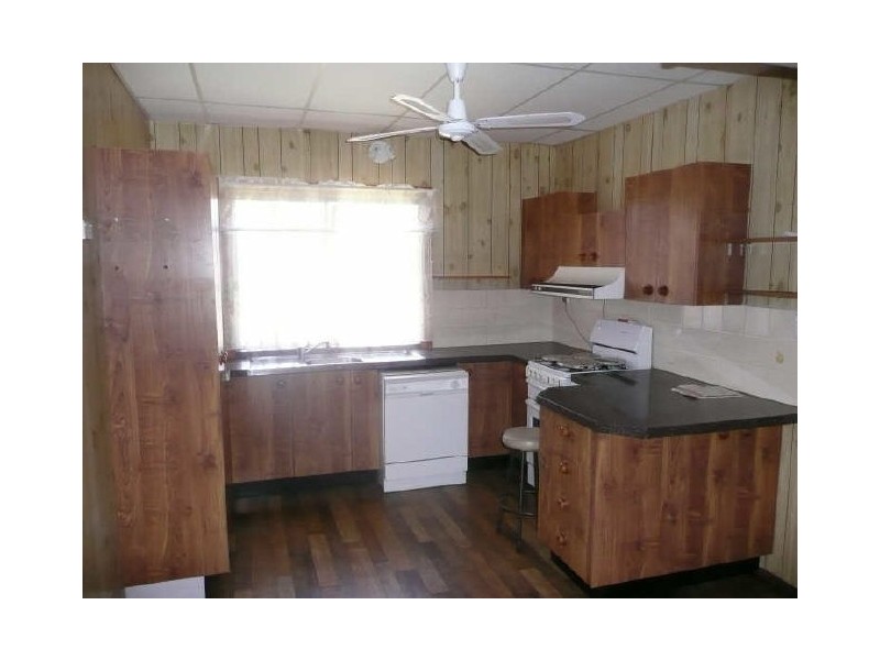 10 Railway Avenue, Portland NSW 2847