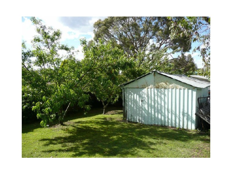10 Railway Avenue, Portland NSW 2847