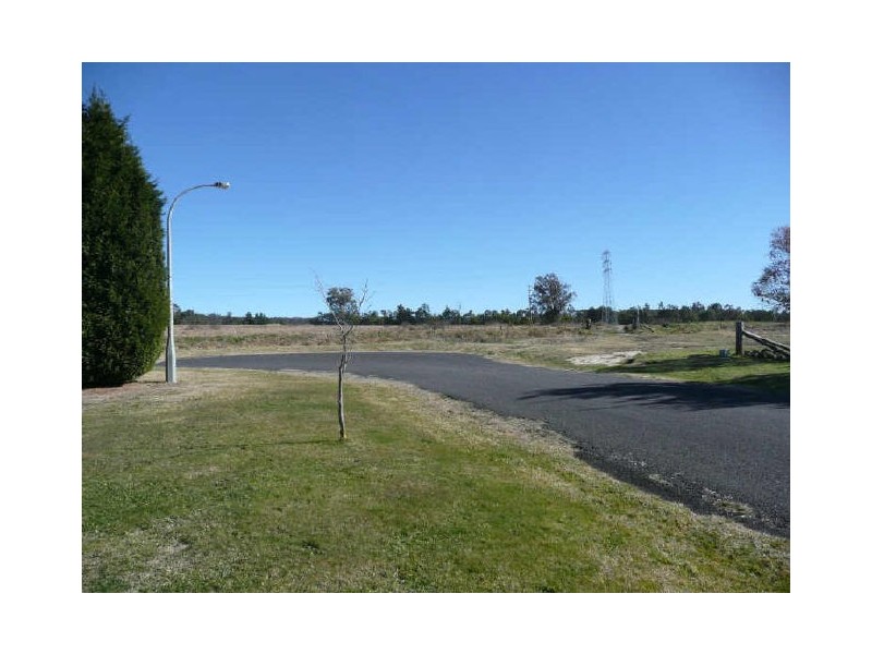 24 Girraween Drive, Marrangaroo NSW 2790